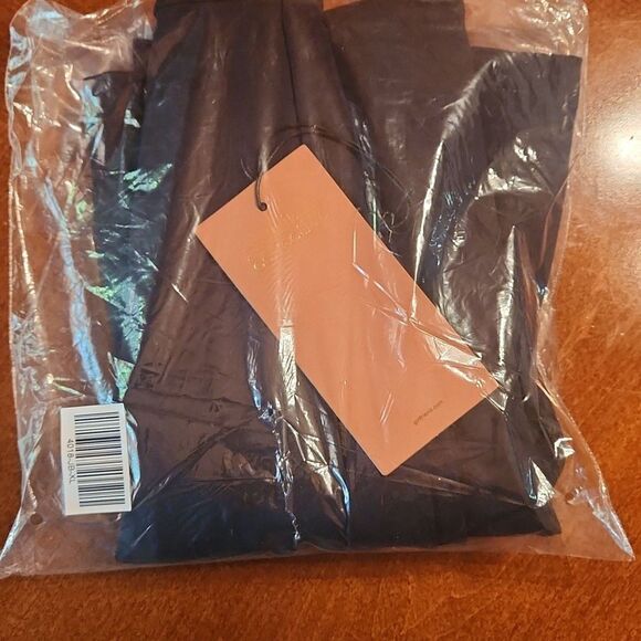 Girlfriend Collective Athletic Gym Workout Tennis Sporty Skort, XL, Black - Picture 10 of 10